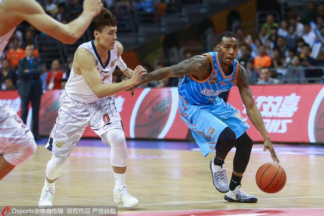 日本老师掀裙子打屁股网